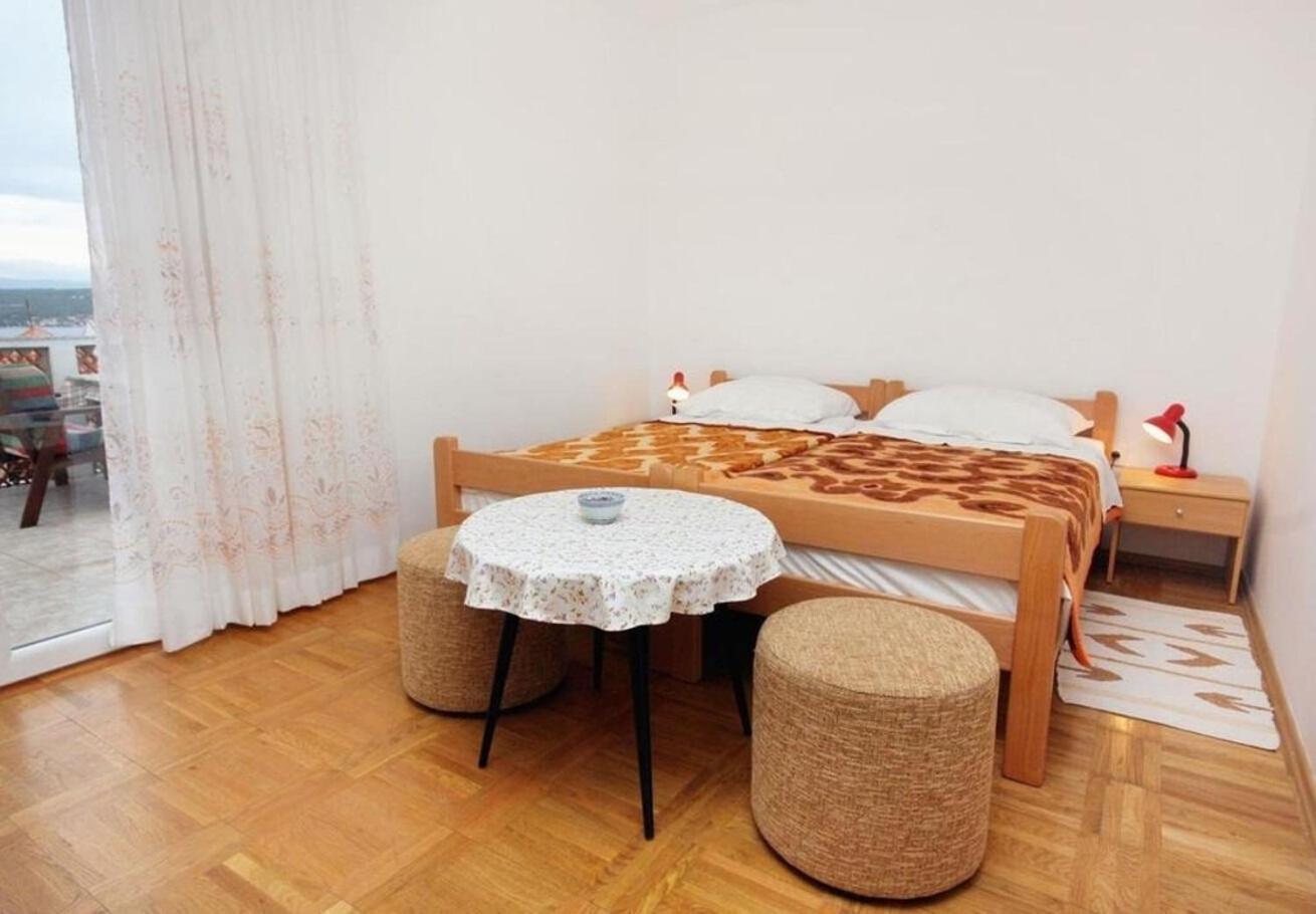 Apartment Ljerka Малинска Экстерьер фото